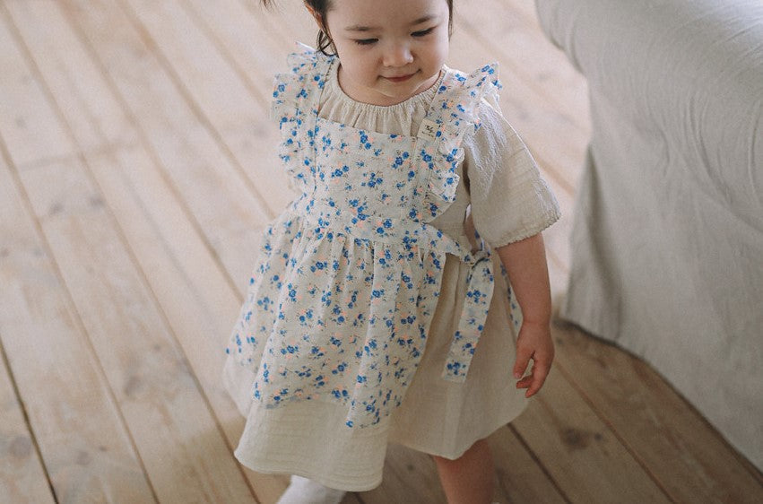 Libby Blue Frilled Apron